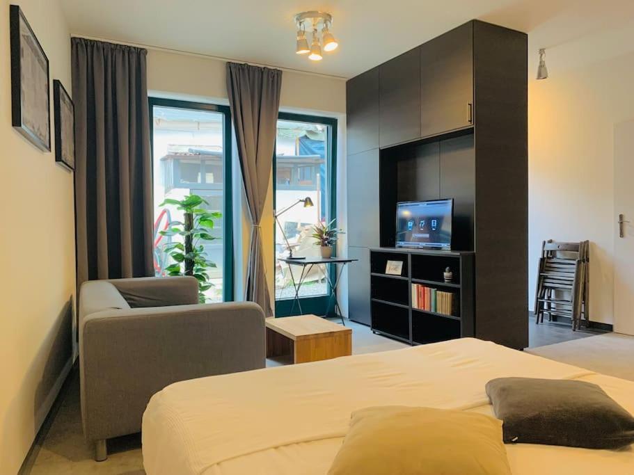 Cozy Friendly Place With Free Parking Prague Ngoại thất bức ảnh