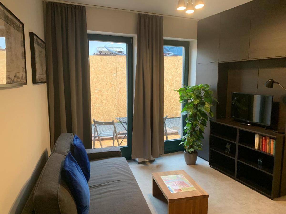 Cozy Friendly Place With Free Parking Prague Ngoại thất bức ảnh