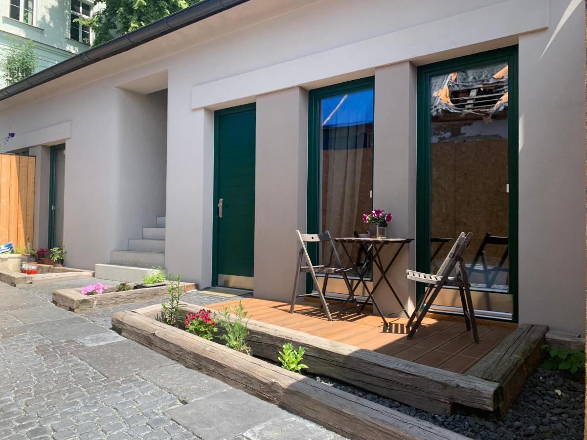 Cozy Friendly Place With Free Parking Prague Ngoại thất bức ảnh