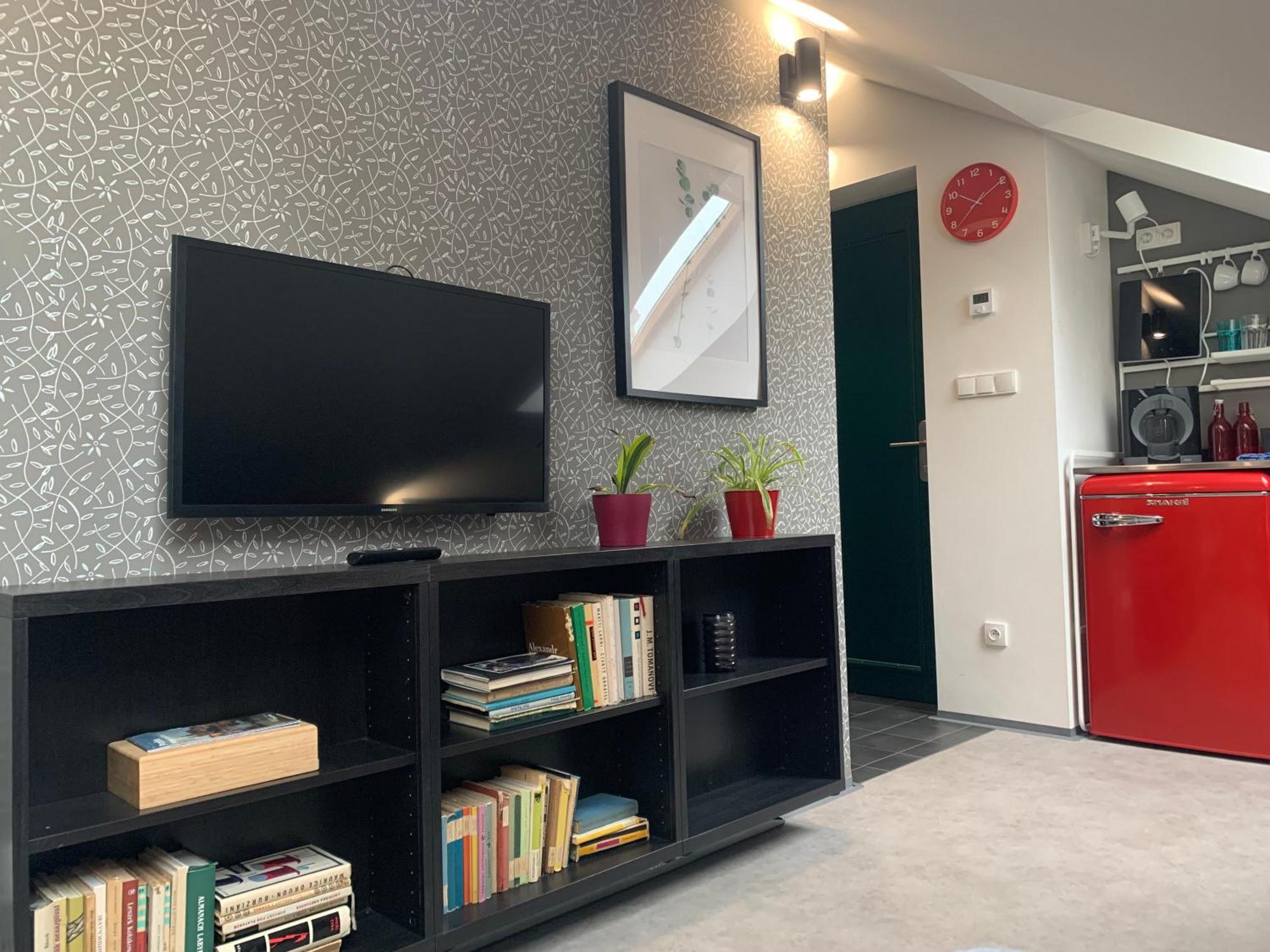 Cozy Friendly Place With Free Parking Prague Ngoại thất bức ảnh